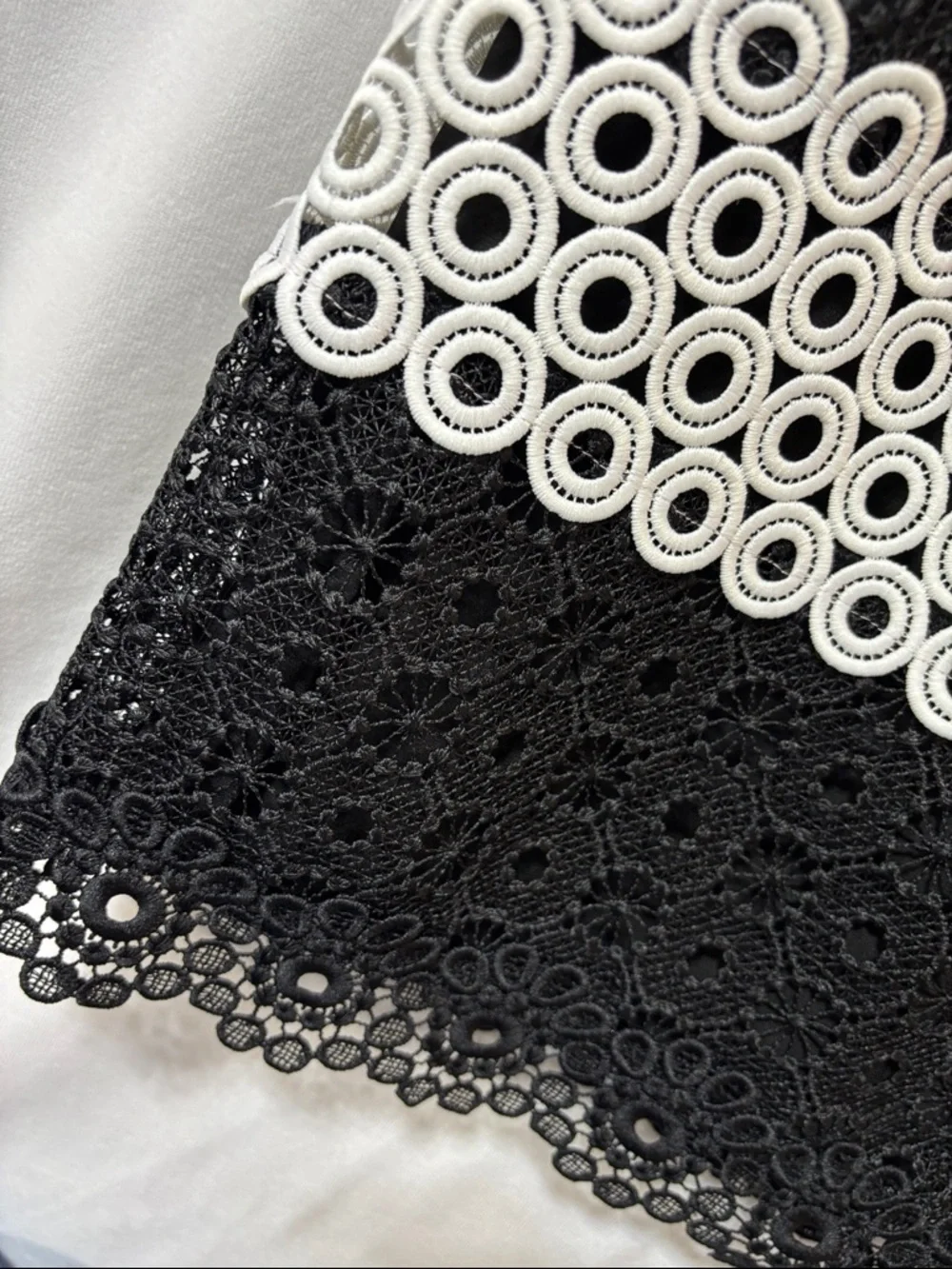 kate spade Black and white floral dot lace shift lined dress size 0 NWT